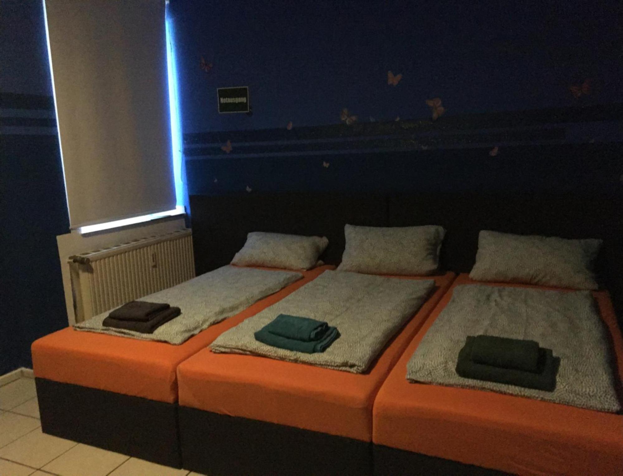 Hostel Dormitorium Kaarst Wohnraum Auf Zeit Zewnętrze zdjęcie